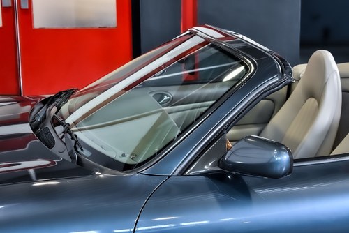 2000 Jaguar XKR Convertible 4.0L V8 à vendre (picture 76 of 103)