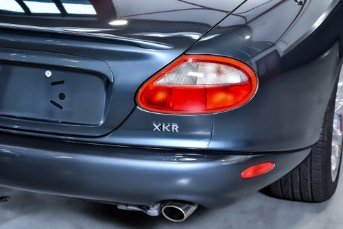 2000 Jaguar XKR Convertible 4.0L V8 à vendre (picture 85 of 103)