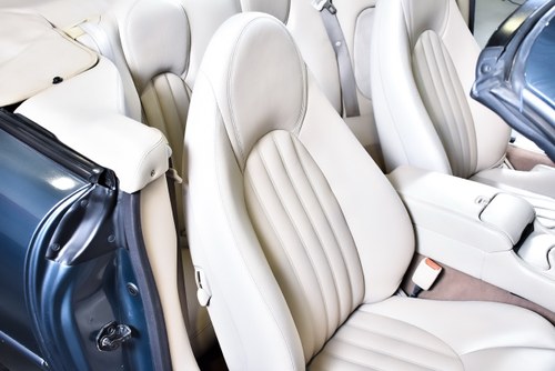 2000 Jaguar XKR Convertible 4.0L V8 à vendre (picture 49 of 103)