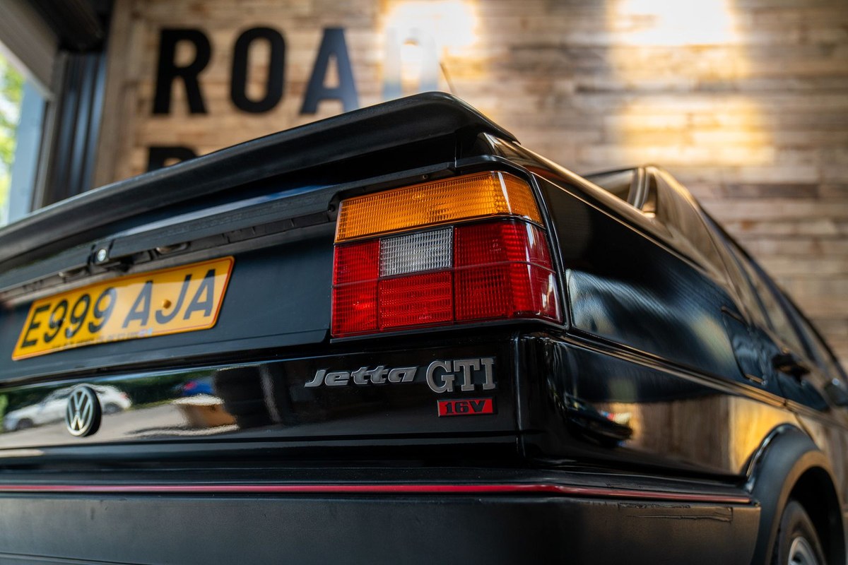 1988 Volkswagen Jetta Schwarz Handschaltgetriebe, 5 Gänge Rechtslenker ...