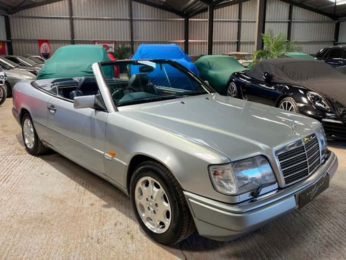 1995 Mercedes E Class E320 A124 À venda