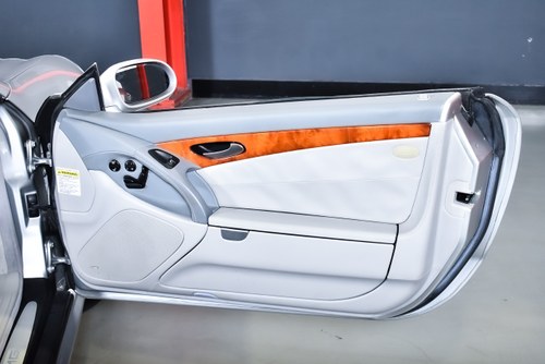 2003 Mercedes-Benz R230 SL55 AMG Convertible 5,5L V8 In vendita (immagine 45 di 105)