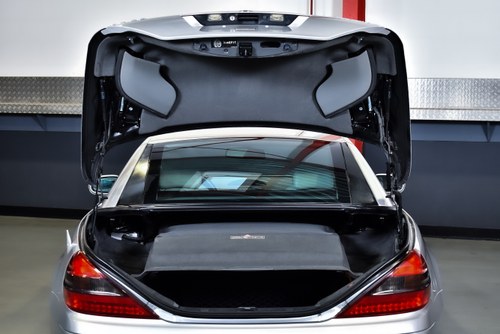 2003 Mercedes-Benz R230 SL55 AMG Convertible 5,5L V8 In vendita (immagine 56 di 105)