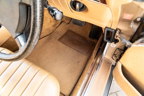 1984 Mercedes-Benz 500SL (R107) à vendre (picture 28 of 133)