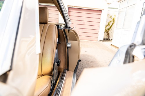 1984 Mercedes-Benz 500SL (R107) à vendre (picture 44 of 133)