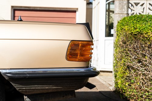 1984 Mercedes-Benz 500SL (R107) à vendre (picture 71 of 133)