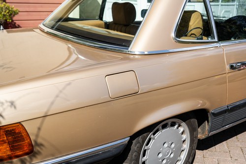 1984 Mercedes-Benz 500SL (R107) à vendre (picture 100 of 133)