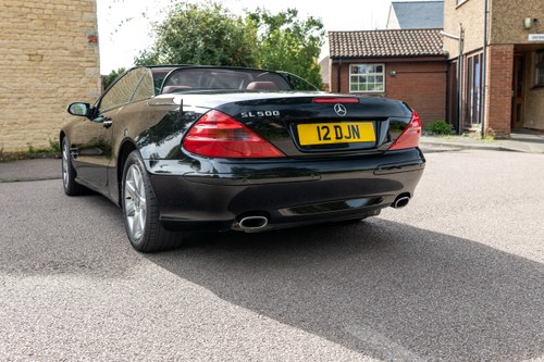 2004 Mercedes-Benz SL500 (R230) till salu (bild 19 av 285)