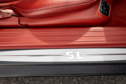 2004 Mercedes-Benz SL500 (R230) till salu (bild 58 av 285)