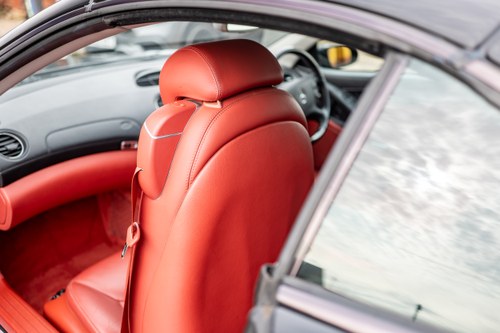 2004 Mercedes-Benz SL500 (R230) till salu (bild 93 av 285)
