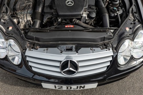 2004 Mercedes-Benz SL500 (R230) till salu (bild 207 av 285)