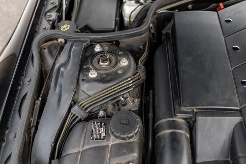 2004 Mercedes-Benz SL500 (R230) till salu (bild 210 av 285)