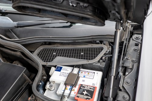 2004 Mercedes-Benz SL500 (R230) till salu (bild 217 av 285)