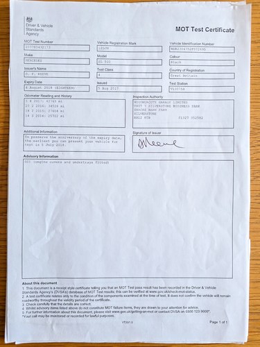 2004 Mercedes-Benz SL500 (R230) till salu (bild 266 av 285)