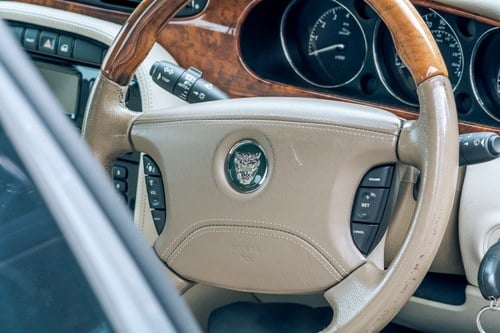 2003 Jaguar XJ8 X350 In vendita (immagine 27 di 155)