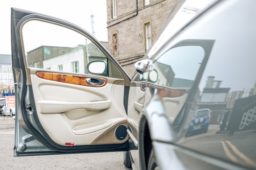 2003 Jaguar XJ8 X350 In vendita (immagine 44 di 155)