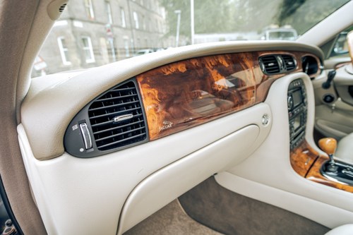 2003 Jaguar XJ8 X350 In vendita (immagine 58 di 155)