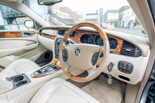 2003 Jaguar XJ8 X350 In vendita (immagine 65 di 155)