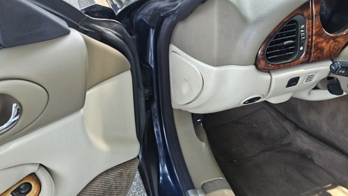 1998 Jaguar XKR Convertible zum Verkauf (Bild 25 von 65)