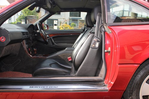 2000 Mercedes-Benz SL320 R129 For Sale (picture 54 of 137)