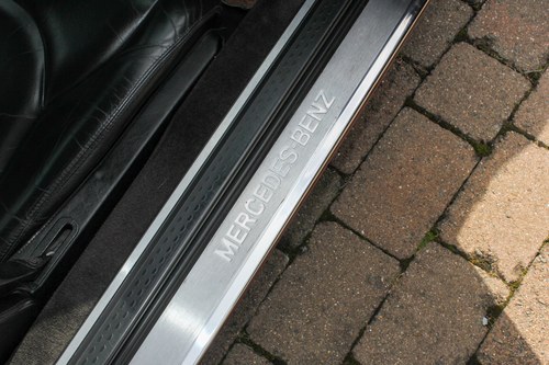 2000 Mercedes-Benz SL320 R129 For Sale (picture 75 of 137)