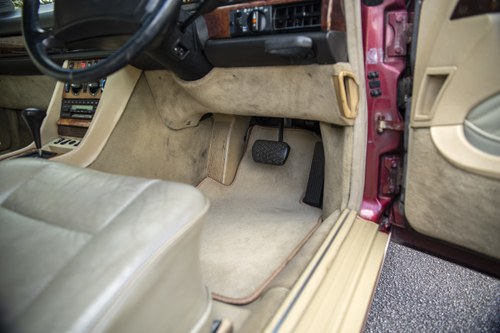 1992 Mercedes-Benz C126 560SEC à vendre (picture 34 of 187)