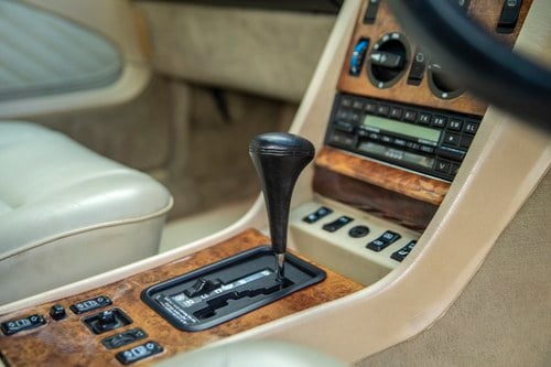 1992 Mercedes-Benz C126 560SEC à vendre (picture 39 of 187)