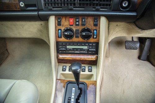 1992 Mercedes-Benz C126 560SEC à vendre (picture 44 of 187)