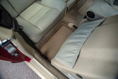 1992 Mercedes-Benz C126 560SEC à vendre (picture 52 of 187)