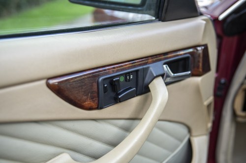 1992 Mercedes-Benz C126 560SEC à vendre (picture 62 of 187)