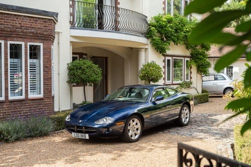 1999 Jaguar XK8 zum Verkauf (Bild 3 von 123)