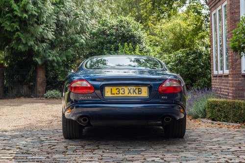 1999 Jaguar XK8 zum Verkauf (Bild 17 von 123)