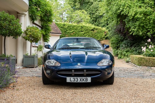 1999 Jaguar XK8 zum Verkauf (Bild 8 von 123)
