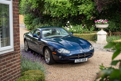 1999 Jaguar XK8 zum Verkauf (Bild 1 von 123)