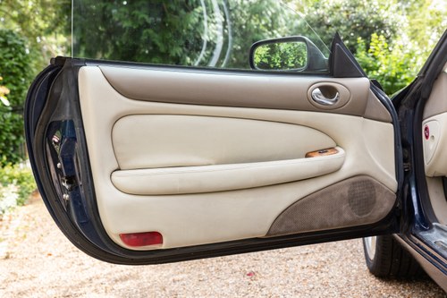 1999 Jaguar XK8 zum Verkauf (Bild 23 von 123)