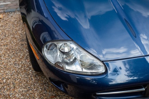 1999 Jaguar XK8 zum Verkauf (Bild 60 von 123)