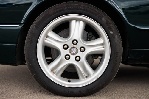 1998 Jaguar X308 XJR In vendita (immagine 49 di 176)