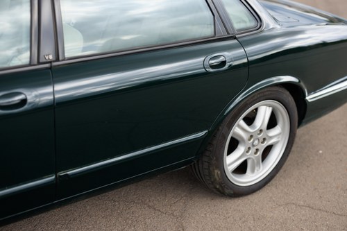 1998 Jaguar X308 XJR In vendita (immagine 132 di 176)