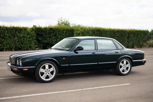 1998 Jaguar X308 XJR In vendita (immagine 24 di 176)