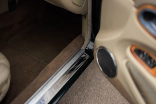 1998 Jaguar X308 XJR In vendita (immagine 58 di 176)