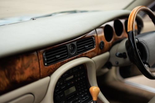 1998 Jaguar X308 XJR In vendita (immagine 85 di 176)