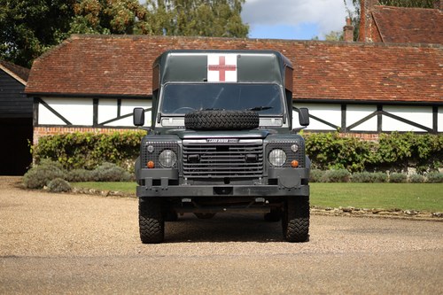 1987 Land Rover 110 Ambulance ex-Singapore Armed Forces In vendita (immagine 2 di 194)