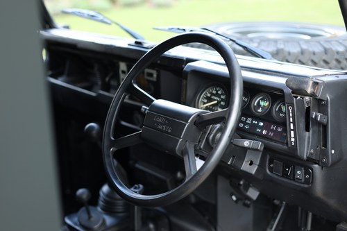 1987 Land Rover 110 Ambulance ex-Singapore Armed Forces In vendita (immagine 7 di 194)