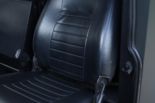 1987 Land Rover 110 Ambulance ex-Singapore Armed Forces In vendita (immagine 62 di 194)