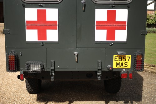 1987 Land Rover 110 Ambulance ex-Singapore Armed Forces In vendita (immagine 104 di 194)
