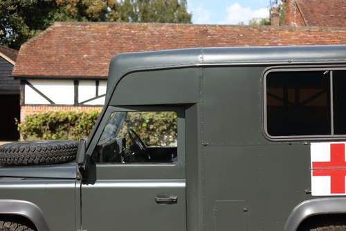 1987 Land Rover 110 Ambulance ex-Singapore Armed Forces In vendita (immagine 115 di 194)
