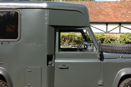 1987 Land Rover 110 Ambulance ex-Singapore Armed Forces In vendita (immagine 135 di 194)