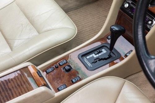 1994 Mercedes-Benz C124 320E à vendre (picture 30 of 150)