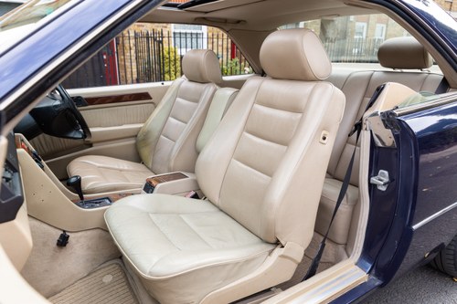 1994 Mercedes-Benz C124 320E à vendre (picture 46 of 150)