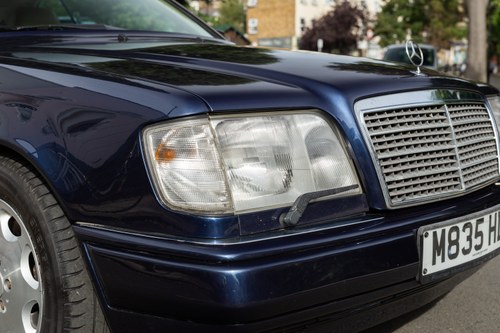 1994 Mercedes-Benz C124 320E à vendre (picture 86 of 150)